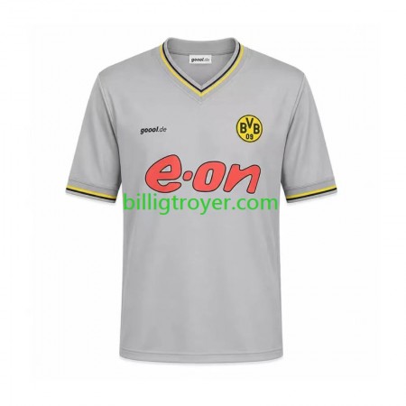 Billige Fotballdrakter Borussia Dortmund Retro Bortedraktsett 2002 Kortermet